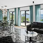 Villa New! El Capitano Private Seaview Retreat Near Split *