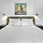 New! El Capitano Private Seaview Retreat Near Split Villa *
