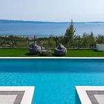 New! El Capitano Private Seaview Retreat Near Split *