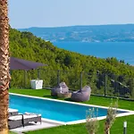 Villa New! El Capitano Private Seaview Retreat Near Split Podstrana