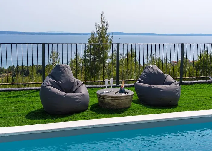 El Capitano Private Seaview Retreat Near Split Villa