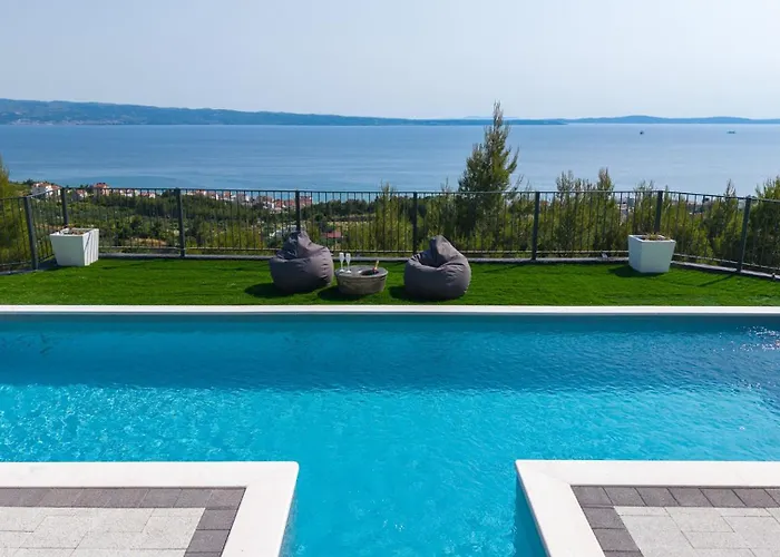 El Capitano Private Seaview Retreat Near Split *